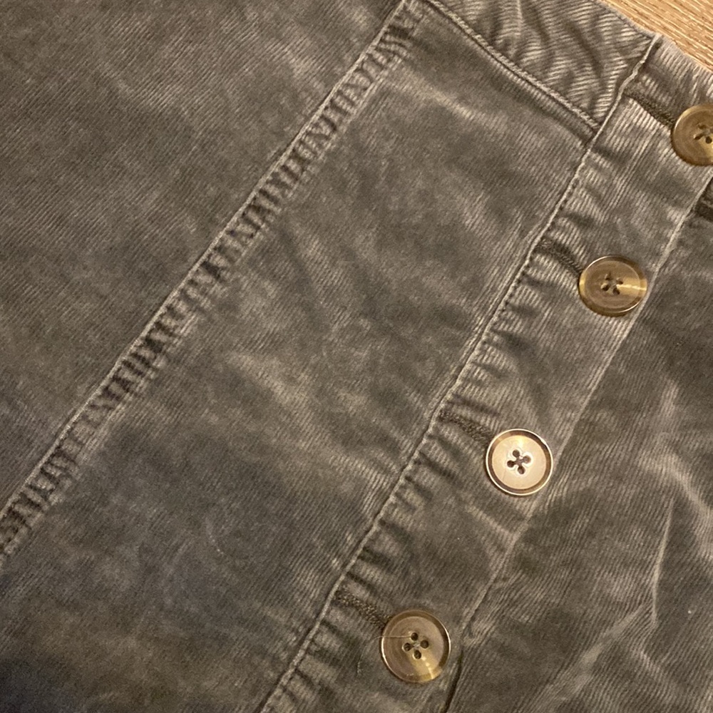 Maurice’s gray button down skirt 6 - Picture 2 of 4